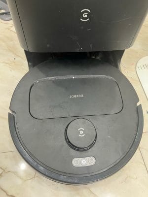 Robot không sạc được